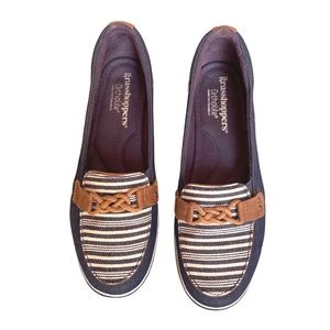 Grasshopper's Ortholite Size 7 Shoes